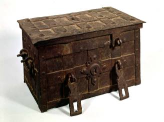 Iron chest
Iron
1650-1750
