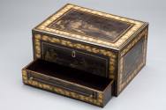 Dressing case,
1784-1805,
Wool, lacquer, copper, alloy, gilt
