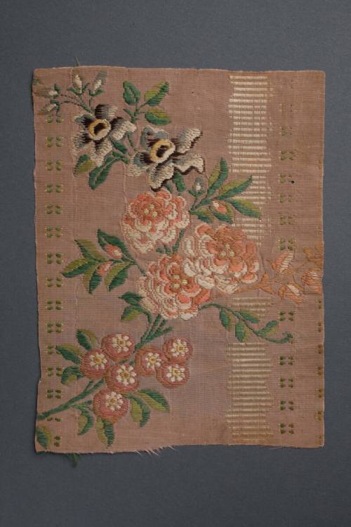 Dress fragment
Silk
Probably France or England
1750-1800