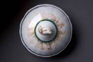 Lid
Porcelain (hard-paste), enamel, gilt
1795