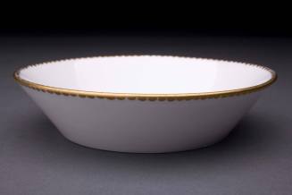 Saucer
Maker: Sèvres porcelain factory
Porcelain (soft-paste), gilt
1778-1788
