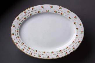 Platter
Porcelain, enamel, gilt
c. 1800