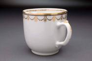 Cup
Porcelain (hard-paste), enamel, gilt
1800-1815