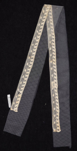 Lace Trim,
1790-1810,
Bobbin lace with running stitches