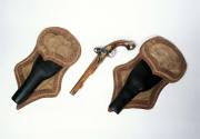 Holster cap and holster
Flax, wood, leather
c. 1790-1799