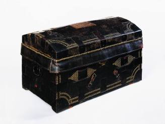 Trunk
Leather, wood , iron, brass, linen
Maker:  John Sunnocks
c. 1775-1793