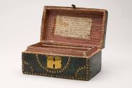 Doll's trunk
Leather, wood, paper, brass, fire gilding, iron
1797-1799
