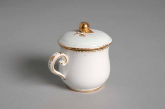 Covered cup and cover
Maker: Sèvres Porcelain Manufactory
Porcelain (soft paste), gilt
1778- ...