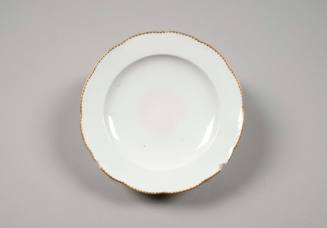 Dessert plate
Maker: Sèvres Porcelain Manufactory
Porcelain (soft paste), gilt
1778-1788