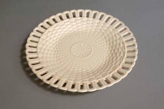 Fruit basket stand
Earthenware, lead-glazed (creamware)
1850-1900