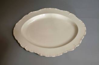 Platter
Maker:  Josiah Wedgwood and Sons
Earthenware, lead-glazed (creamware)
1770-1800