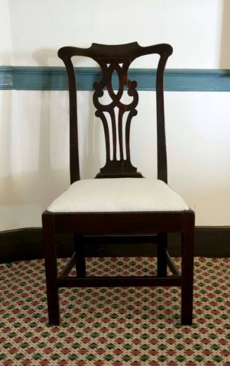 Side chair
Walnut
1760-1775