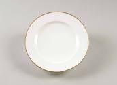 Dinner plate
Maker: Angoulême factory
Porcelain (hard-paste), gilt
1780-1788
