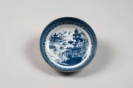 Saucer
Porcelain (hard-paste), gilt
1775-1815