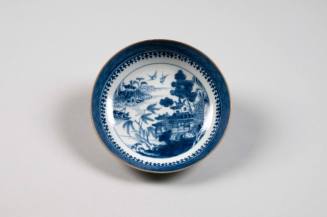 Saucer
Porcelain (hard-paste), gilt
1775-1815