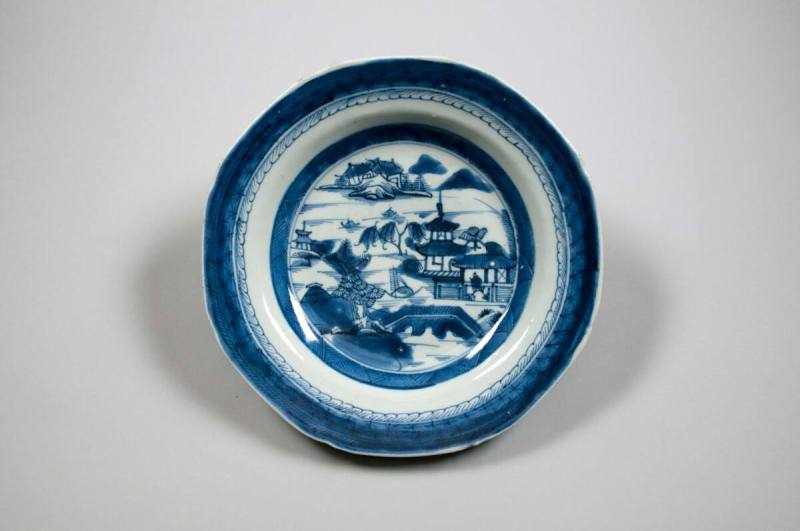 Soup plate
Porcelain
1790-1810